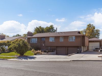 3367 W Blue Haven Dr