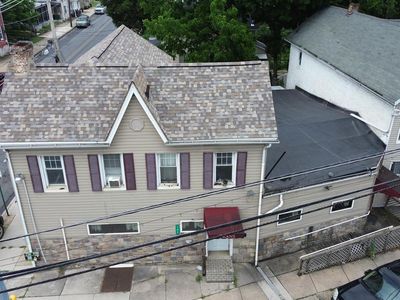 203 W King St