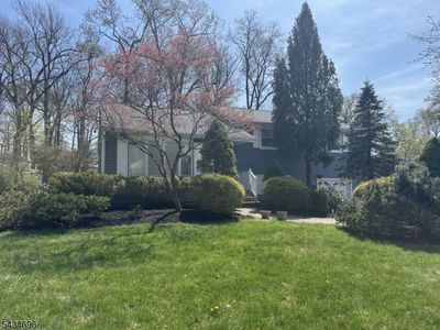 13 Clover Ln