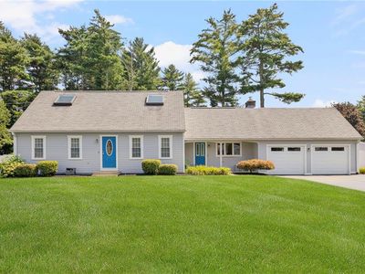 68 Wisteria Dr