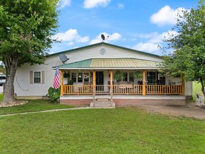36 Garrison Ln