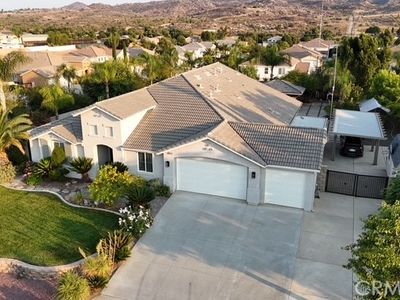 19247 Mountain Shadow Ln