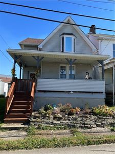 30 Homestead Ave