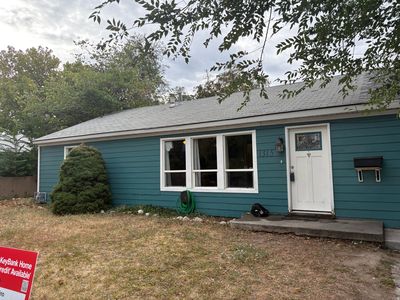 1315 W Gillespie Ave