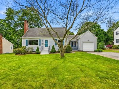 8 Castle Rd