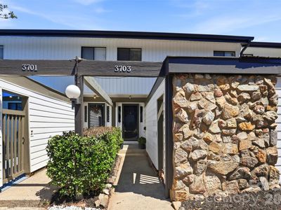 3703 Winding Creek Ln