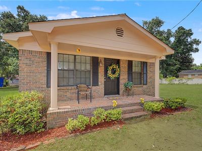 225 Celeste Rd