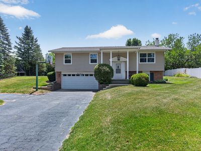 6423 Inverness Ln
