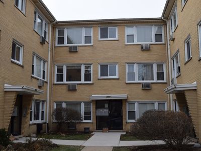3808 Ruby St APT 2S