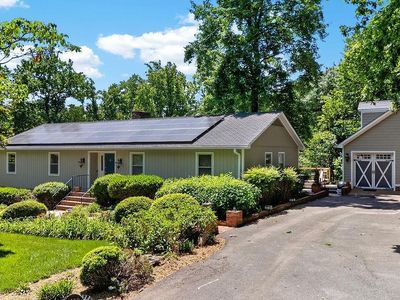 1200 Red Pine Ct