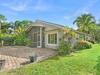 7151 SE Twin Oaks Cir