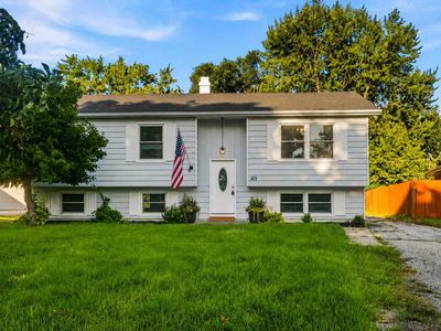 419 Deerpath Dr