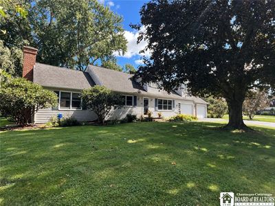 25 Valley View Dr