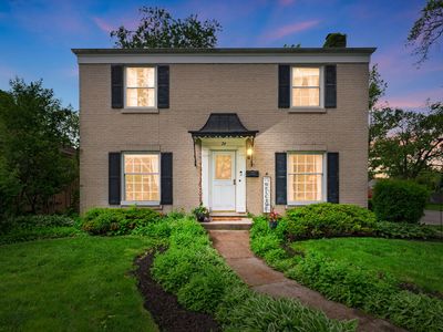 Property at 24 N Emerson St, Mount Prospect, IL
