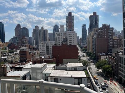 404 E 79th St APT 11B