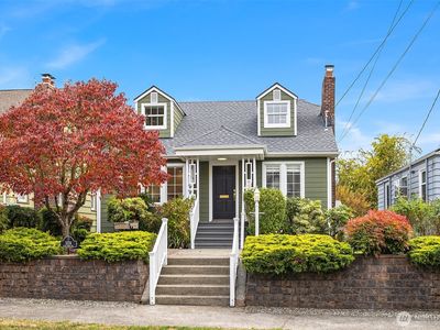 5224 37th Avenue NE