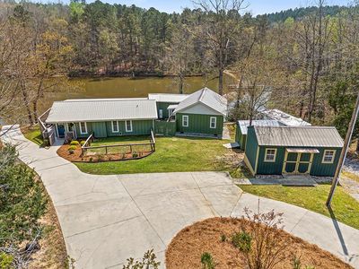 114 John Dr