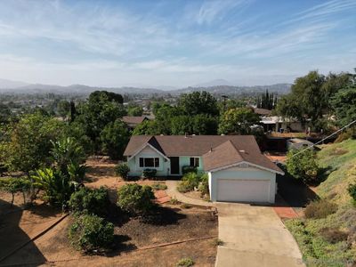 1101 Cresthill Pl