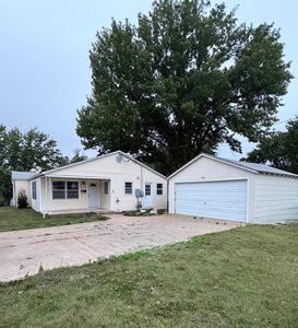 Property at 901 E 4th St, Ellsworth, KS