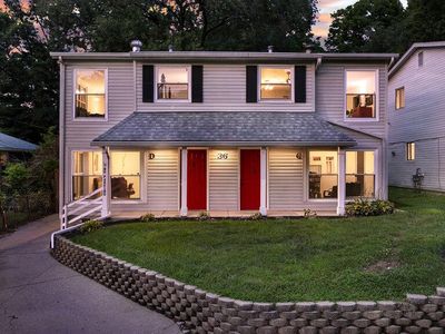 36 Lee Dr #C & D