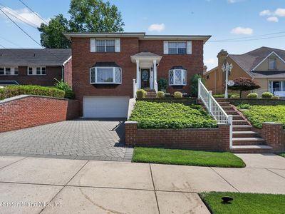30 Lakeland Rd