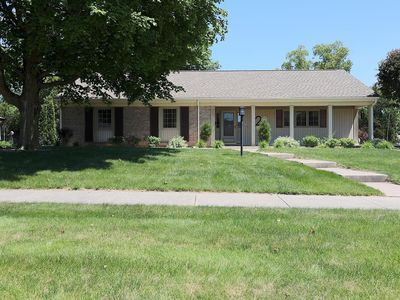 2 Stone Ridge Dr