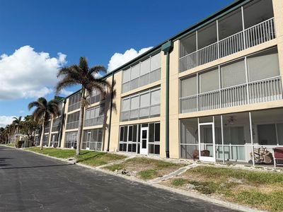 150 Harborside Ave APT 326