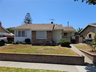 6812 E La Marimba St