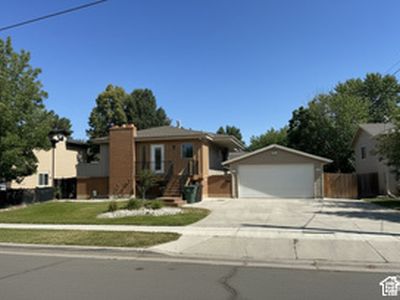 411 E Wilford Ave