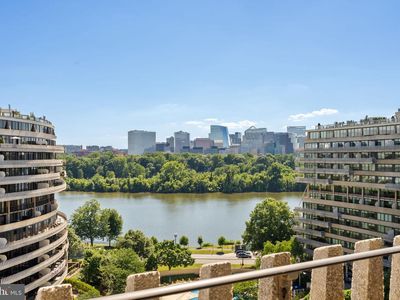 2510 Virginia Ave NW #1102