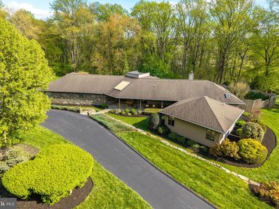 30 Celeste Ln