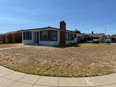85 Paloma Ave