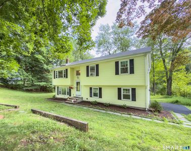 Property at 6 Glenwood Drive, Marlborough, CT