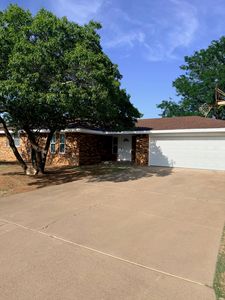 2405 Howard Cowper Dr