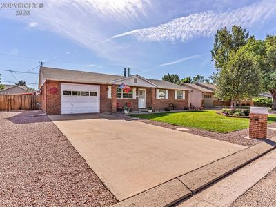 1000 Apple Ln