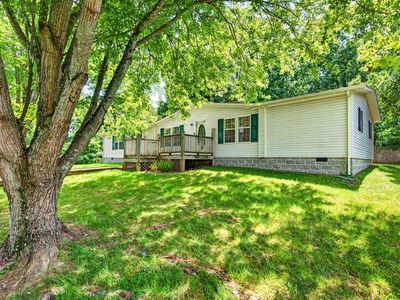 Property at 884 Martin Dr, Blacksburg, VA