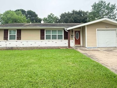 2721 Oleander Ln