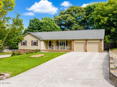 1429 Farrington Dr
