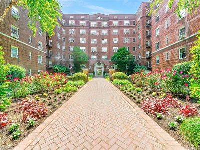 11314 72nd Rd APT 2J