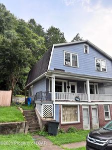 137 Newport St