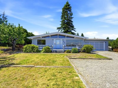 1838 Edgewood Drive
