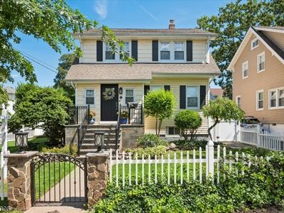 211 Walnut Ave