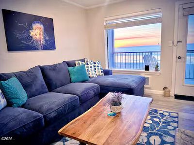 701 NW Coast St APT 207