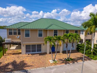 Property at 352 Freesia St, Everglades City, FL