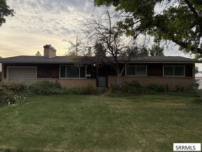 676 Davidson Dr