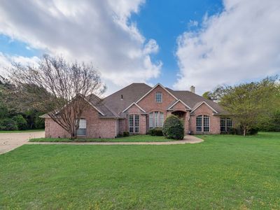 102 Dobbs Rd