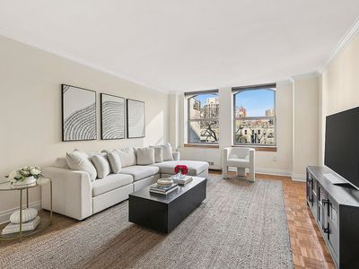 350 E 82nd St APT 6H