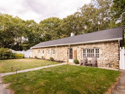Property at 8 Old Fisher Ln, Walpole, MA