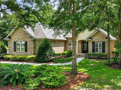 639 Chastain Circle