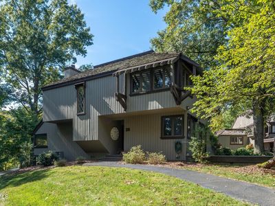 28 Pulpit Ln